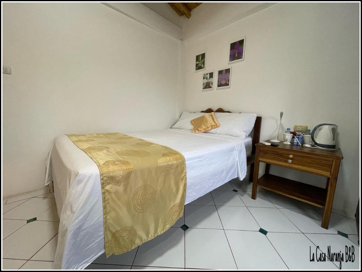 La Casa Naranja Bed And Breakfast Olón Extérieur photo